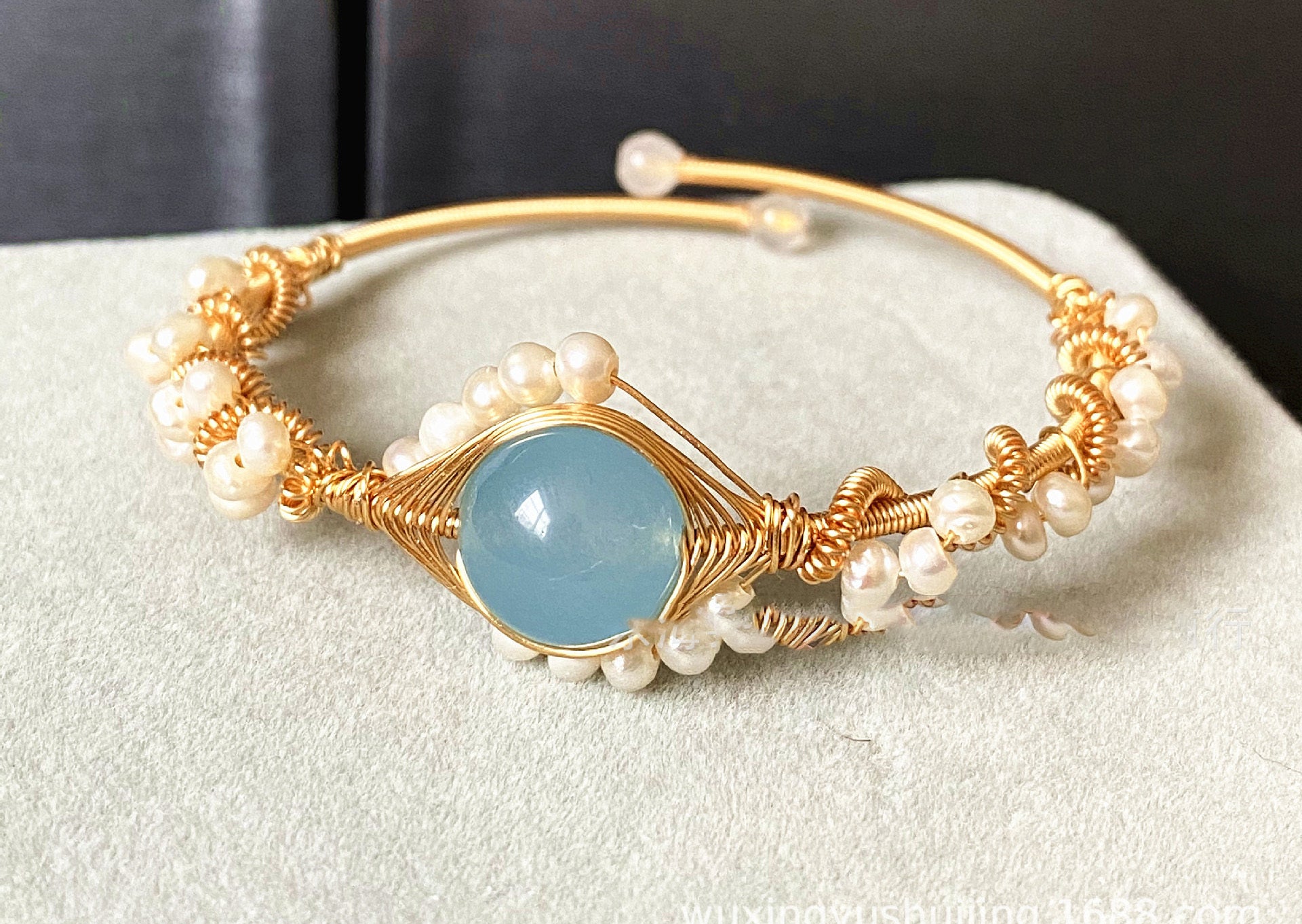 14K Gold Hailan Baohai Sapphire & Pearl Bracelet