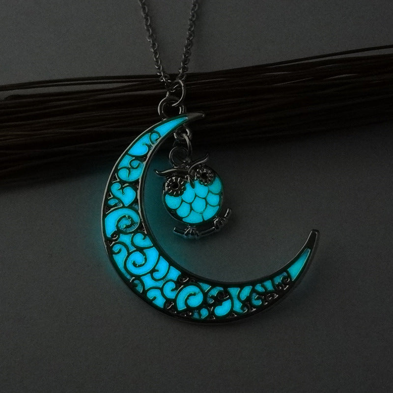 Glowing Silver Plated Necklace