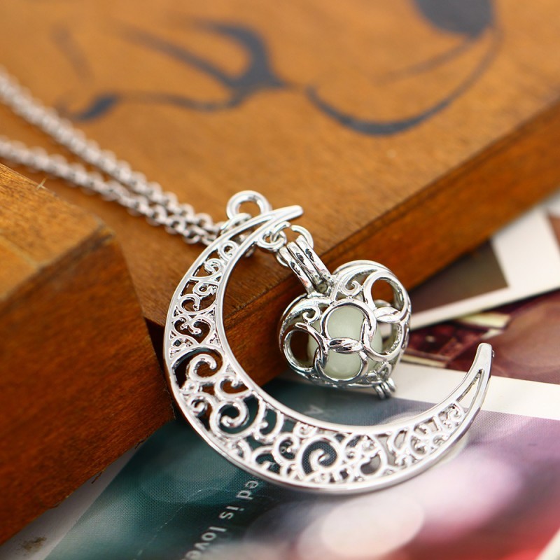 Glowing Silver Plated Necklace